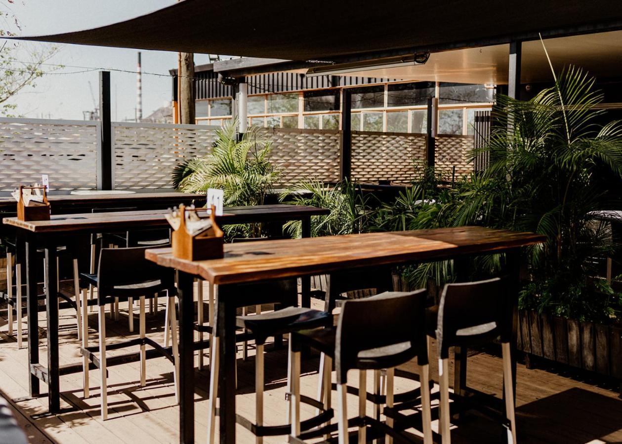 Nightcap At Barkly Hotel Mount Isa Exterior foto